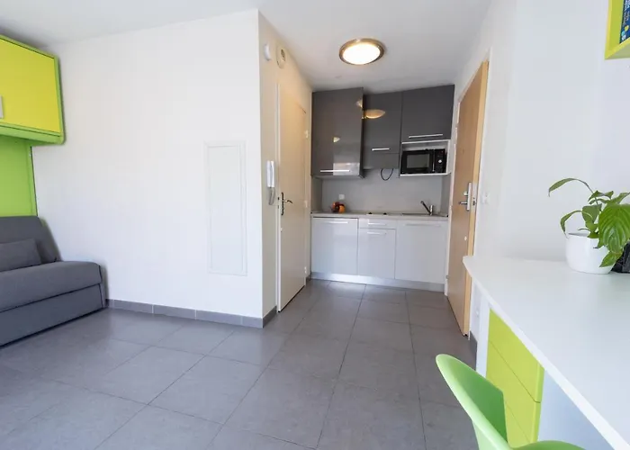 Apartahotel Le Campus Niza