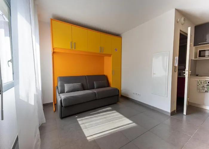 Le Campus Apartahotel 3*