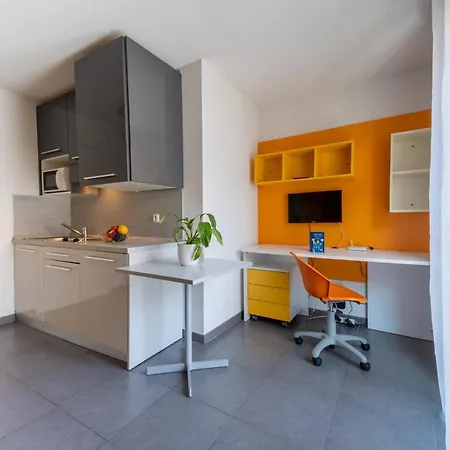 Le Campus Aparthotel